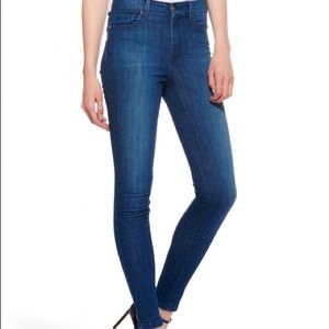 Mott & Bow Carmine Med Blue high rise skinny jeans